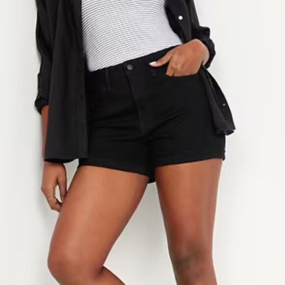 Old Navy Pants - Old Navy High-Waisted Wow Jean Shorts - Black